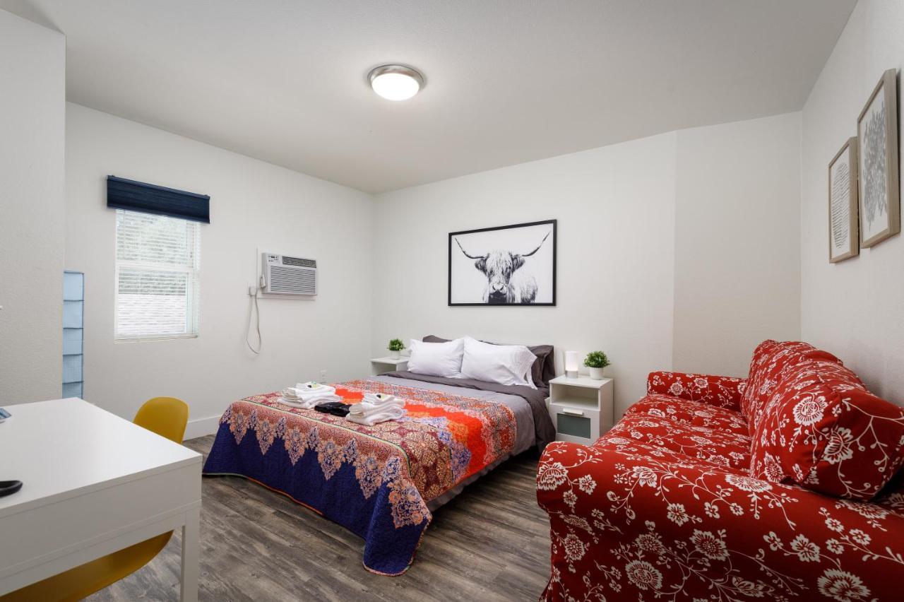 735 W 10Th St Dallas Dış mekan fotoğraf